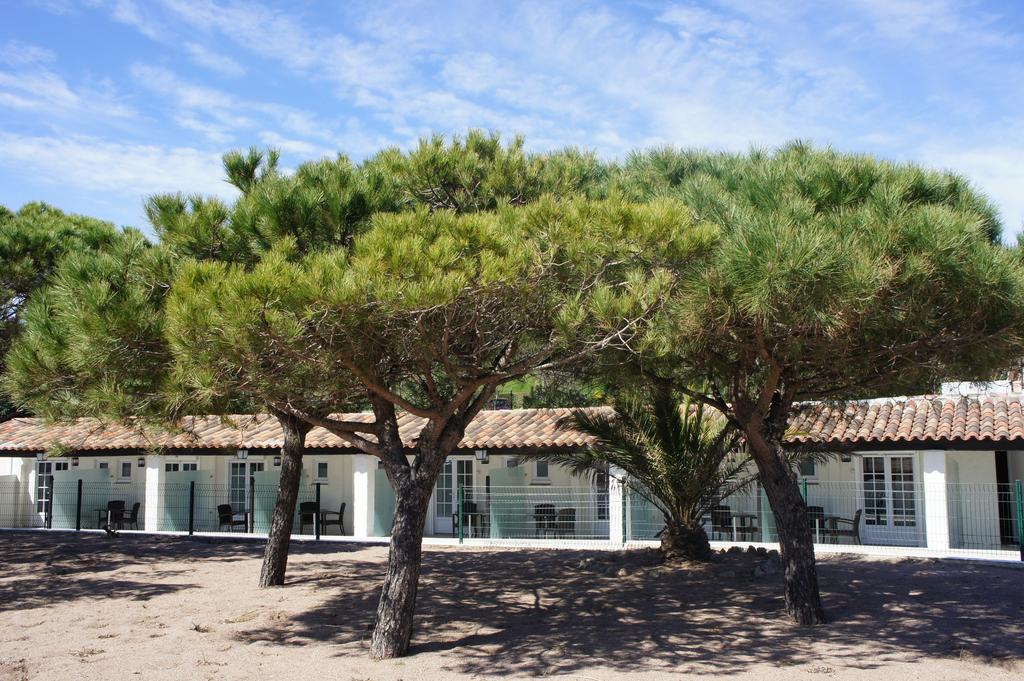 Agay Beach Hotel Saint-Raphaël エクステリア 写真
