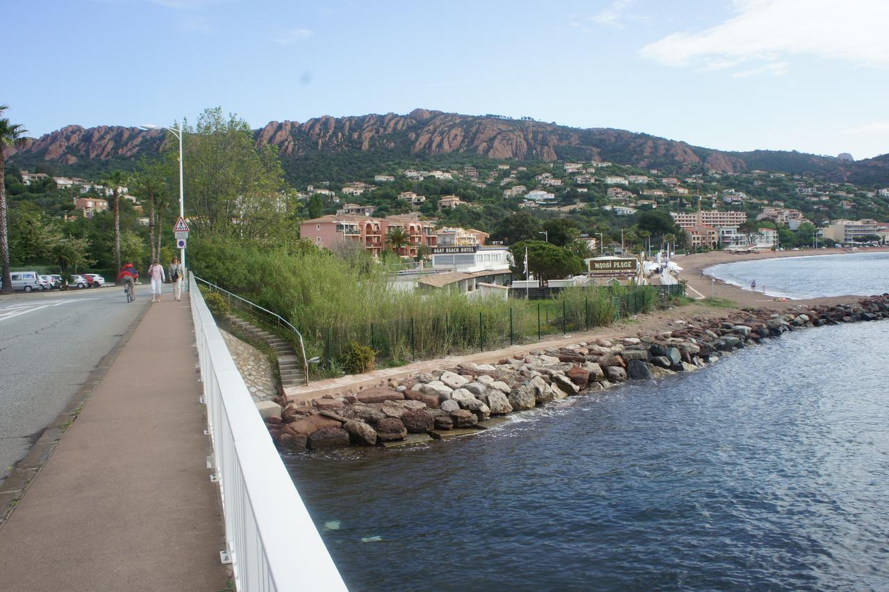 Agay Beach Hotel Saint-Raphaël エクステリア 写真